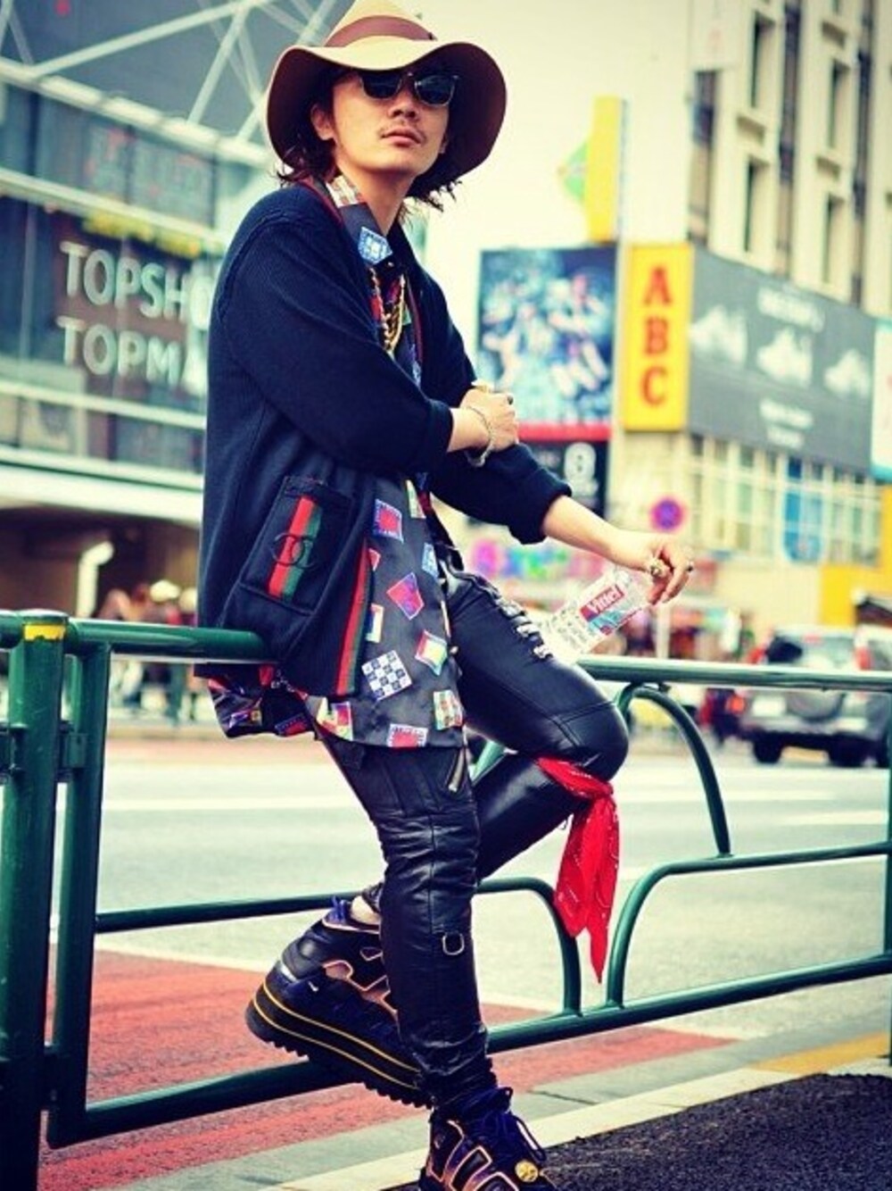 バナルシックビザールblackmeans zip レザーパンツ