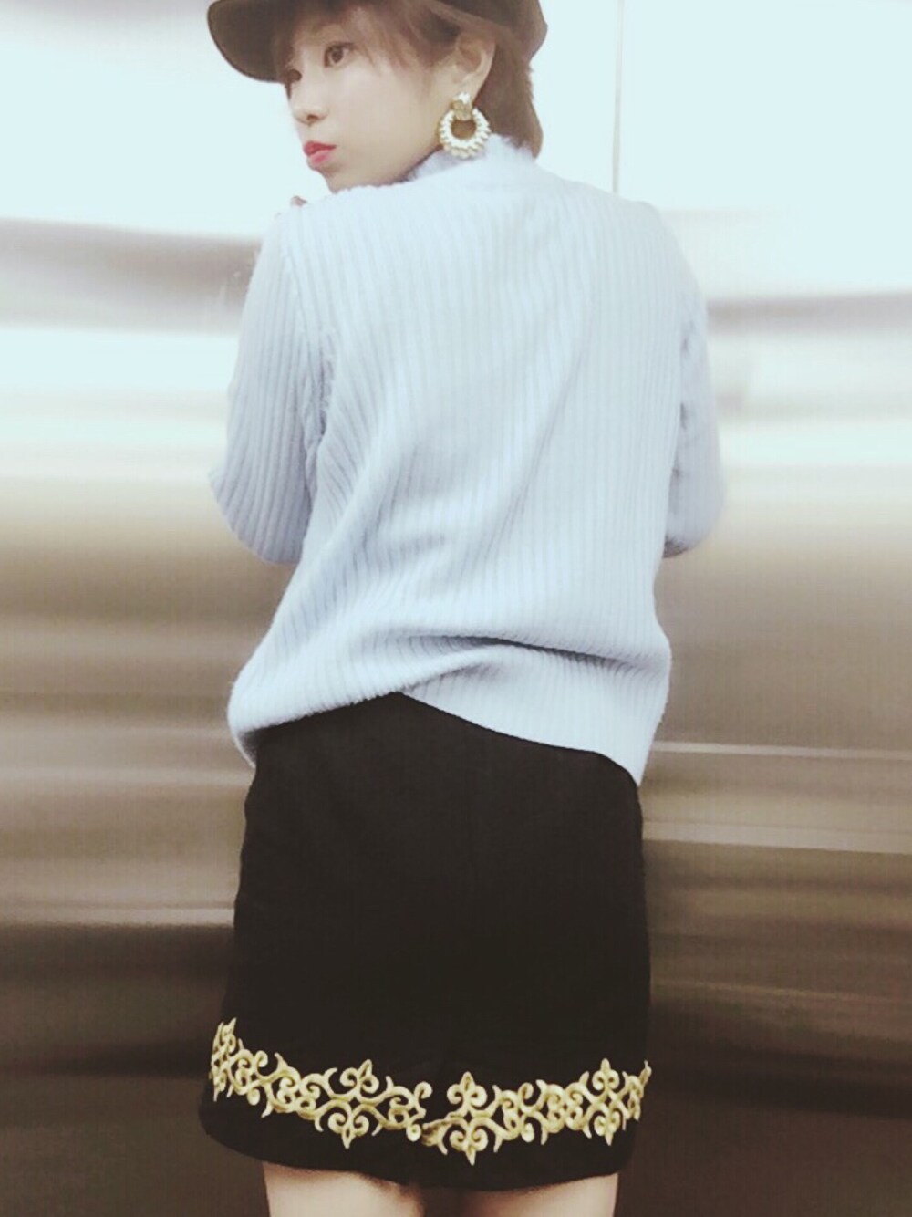 「秋コーデ、outfit、H&M、Another Edition、rosebud、アナザーエディション、ローズバッド、EVRIS 、エヴリス(EVRIS)、ハンドメイド」｜「Handmadeのアイテム（スカート、ブラック系）」を使った、西垣さんさん（レディース・160cm）の秋コーディネートの1枚目の写真