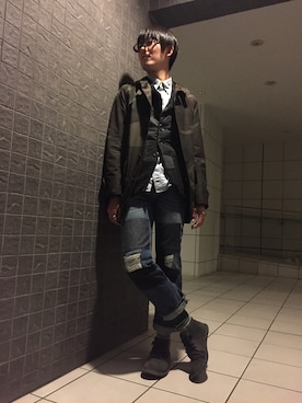 「アシンメトリー」｜「アイテム（ステンカラーコート）」を使った、Toshinoirさん（メンズ・176cm）の冬コーディネート