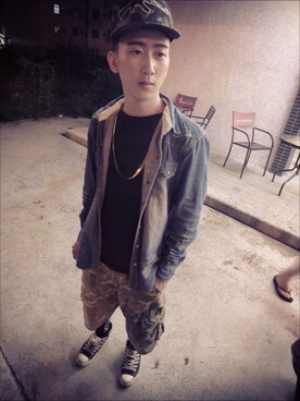 李胡迪さんのコーディネート