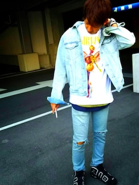 「NIRVANA」｜「アイテム（デニムジャケット）」を使った、GD-Aさん（メンズ・175cm）の秋コーディネート