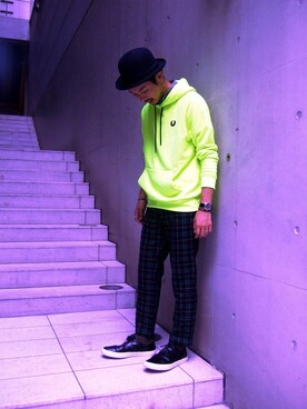「FRED PERRY（フレッドペリー）のアイテム（パーカー）」を使った、Takedaさん（メンズ・178cm）の秋コーディネート