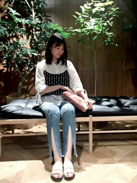 「titivate（ティティベイト）の【SEDA 6月号掲載】ﾂｰｽﾄﾗｯﾌﾟﾌﾗｯﾄｻﾝﾀﾞﾙ（サンダル）」を使った、アカルイミデンさん（レディース・160cm）の夏コーディネート