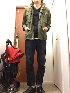 「カシミヤ」｜「アイテム（ミリタリージャケット）」を使った、Akira0127さん（メンズ・174cm）の冬コーディネート
