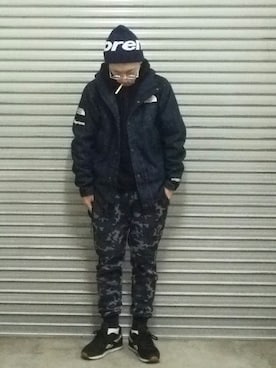 「palace」｜「アイテム（ニットキャップ/ビーニー）」を使った、psychojunkyさん（メンズ・170cm）の冬コーディネート