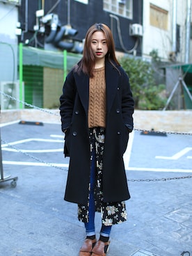 「streetsnap」｜「アイテム（アクセサリー）」を使った、패션맥(passionMaG.co.kr)さん（レディース・164cm）の冬コーディネート