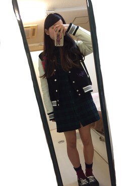 「シャツワンピ」｜「アイテム（スタジャン）」を使った、びすこさん（レディース・163cm）の秋コーディネート