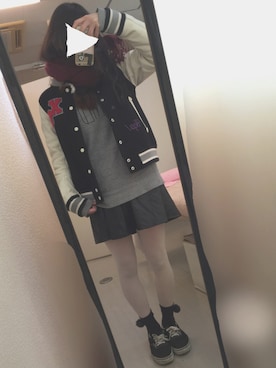 「フェイクレザー」｜「アイテム（スタジャン）」を使った、びすこさん（レディース・163cm）の春コーディネート