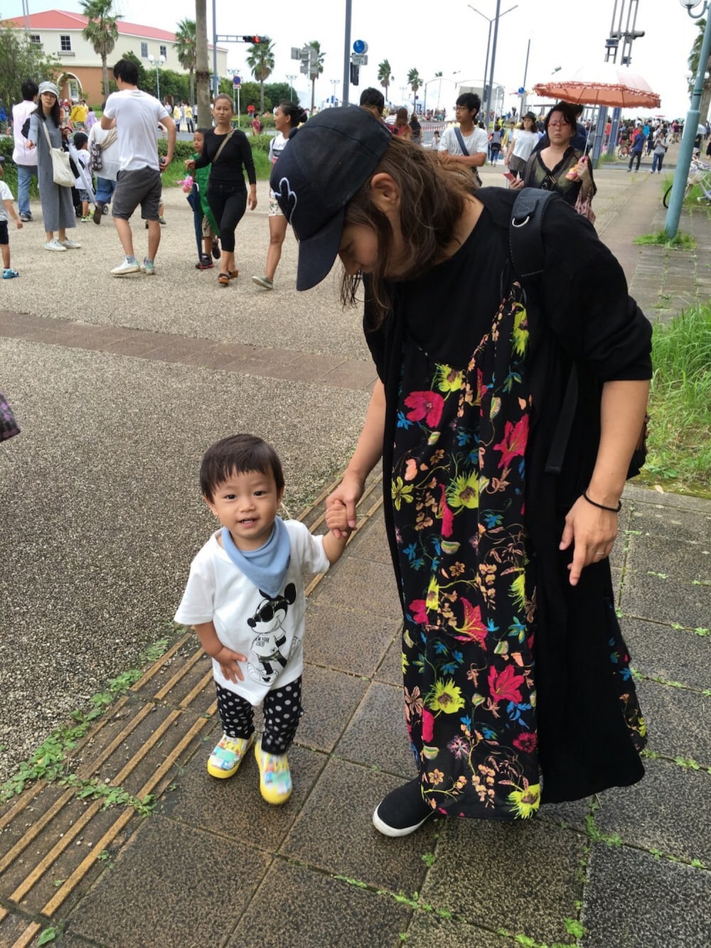 「おとこのこ、ミッキーT、1歳4ヶ月」｜「H&Mのアイテム（ワンピース、その他）」を使った、*Amane𓃰*さん（キッズ・90cm）の秋コーディネートの1枚目の写真