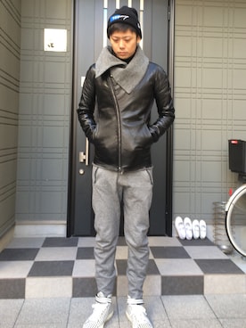 「TOMMY（トミー）のアイテム（ニットキャップ/ビーニー）」を使った、hassyさん（メンズ・181cm）の冬コーディネート