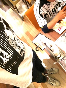 「BACK NUMBER（バックナンバー）のアイテム（Tシャツ/カットソー、ホワイト系）」を使った、きょへさん（メンズ・175cm）の夏コーディネート