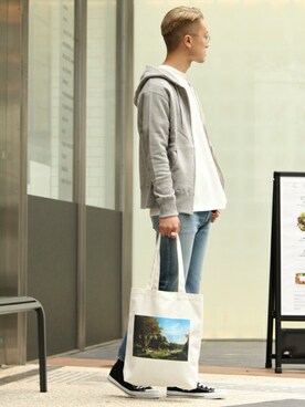 「CITYSHOP（シティーショップ）のアイテム（トートバッグ）」を使った、JUN TOYODAさん（メンズ・178cm）の春コーディネート