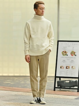 「CITYSHOP（シティーショップ）のアイテム（ニット/セーター）」を使った、JUN TOYODAさん（メンズ・178cm）の秋コーディネート