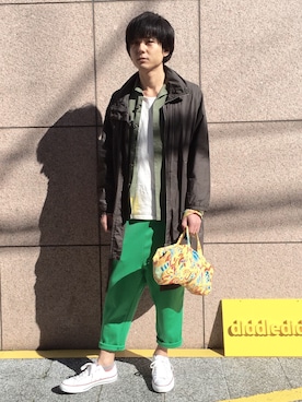 「原宿」｜「アイテム（ミリタリージャケット）」を使った、塩谷優太しおやゆうたさん（メンズ・175cm）の冬コーディネート