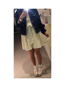 「nice claup」｜「アイテム（デニムジャケット）」を使った、ひまりんさん（レディース・161cm）の春コーディネート