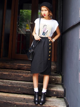 「Yves Saint Laurent（イヴサンローラン）のアイテム（スカート）」を使った、vintageqooさん（レディース・163cm）の夏コーディネート