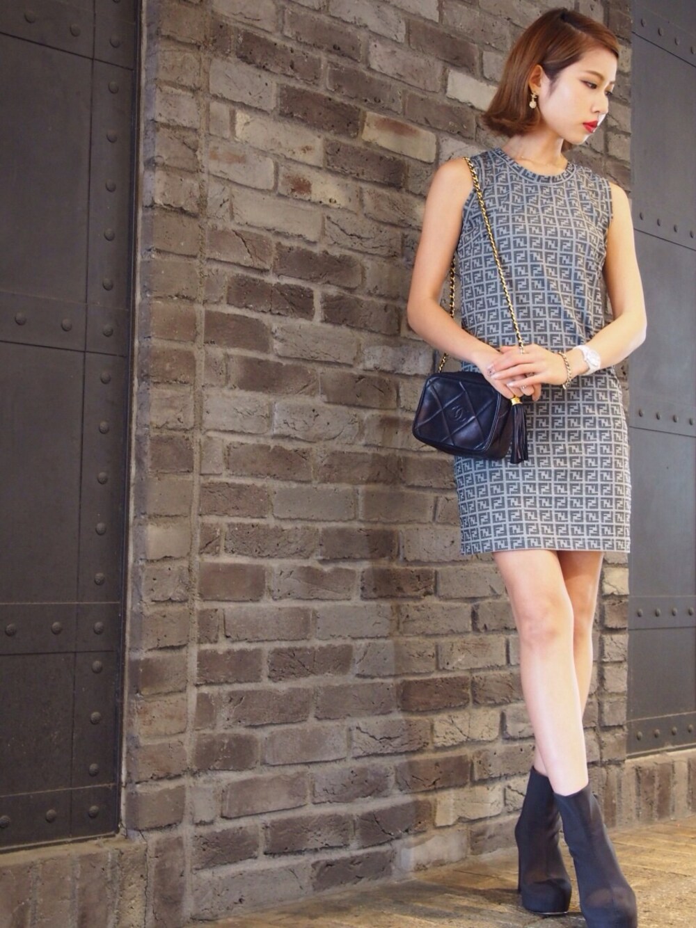 FENDIのバレッタ/ヘアクリップを使った人気ファッション