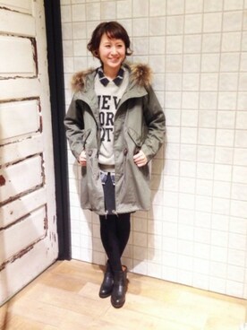 「journal standard L'essage（ジャーナルスタンダードレサージュ）のアイテム（モッズコート）」を使った、JOURNAL STANDARD Lady's 心斎橋店スタッフさん（レディース・161cm）の冬コーディネート