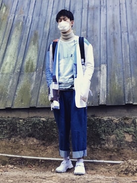 「hatra（ハトラ）のアイテム（Tシャツ/カットソー）」を使った、少年Ｂさん（メンズ・180cm）の冬コーディネート