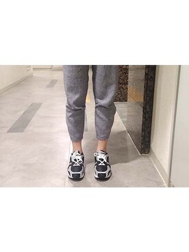 「 グレー」｜「アイテム（その他シューズ）」を使った、스베누さん（レディース・158cm）の秋コーディネート