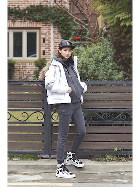 「アイテム（その他シューズ）」を使った、스베누さん（レディース・168cm）の冬コーディネート