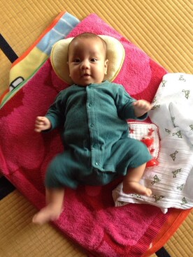 「アイテム（ママ＆ベビー、グリーン系）」を使った、yu✴︎さん（キッズ・70cm）の冬コーディネート