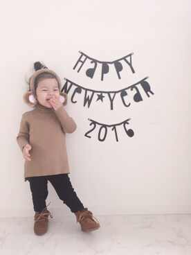 「happynewyear」｜「アイテム（その他）」を使った、Maya⋆Sarahさん（キッズ・80cm）の冬コーディネート