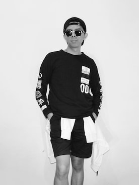 「monochrome」｜「アイテム（ダウンジャケット/コート）」を使った、Rizky Ardinsyahさん（メンズ・170cm）の秋コーディネート