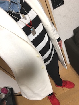 「BEAMS（ビームス）のアイテム（トレンチコート）」を使った、綱川 耀介さん（メンズ・170cm）の冬コーディネート
