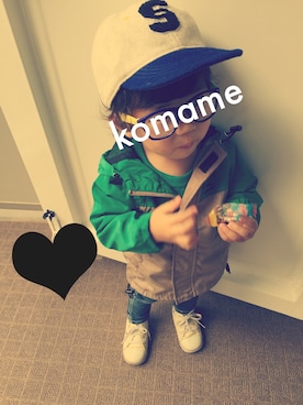 「キャップ×メガネ」｜「アイテム（マウンテンパーカー）」を使った、komame♡さん（キッズ・90cm）の冬コーディネート