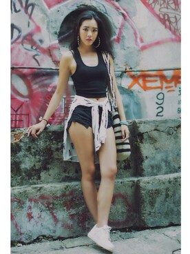 Karen Cloudy さんのコーディネート