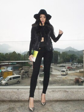 Karen Cloudy さんのコーディネート