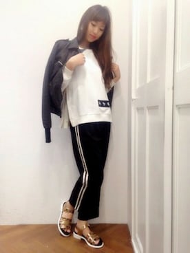 「B'2nd（ビーセカンド）のアイテム（スウェット）」を使った、B'2nd re'qua 横浜さん（レディース・165cm）の春コーディネート