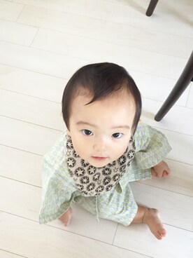 「アイテム（ママ＆ベビー、グリーン系）」を使った、りえさん（キッズ・70cm）の秋コーディネート