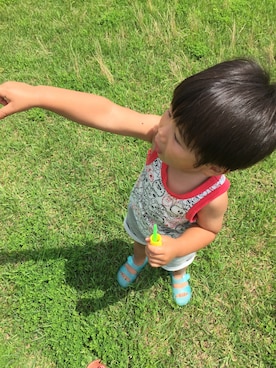 「BIT'Z（ビッツ）のアイテム（トップス）」を使った、so_☺︎さん（キッズ・80cm）の夏コーディネート