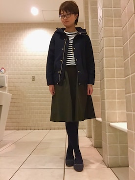 「ネイビーのパーカー」｜みゆみゆさん（レディース・160cm）の秋コーディネート