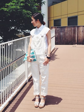 「FREAK'S STORE（フリークスストア）のコットンノースリーブシャツ（シャツ/ブラウス、ホワイト系）」を使った、つのちゃん／スタッフさん（レディース・154cm）の春コーディネート