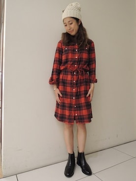 「FREAK'S STORE（フリークスストア）の【リンネル10月号掲載】　CHECKシャツワンピース     （ワンピース、レッド系）」を使った、つのちゃん／スタッフさん（レディース・154cm）の夏コーディネート