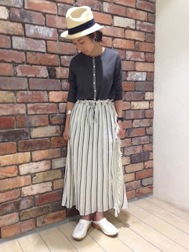 「FREAK'S STORE（フリークスストア）のワッフルカーディガン            （カーディガン/ボレロ、グレー系）」を使った、つのちゃん／スタッフさん（レディース・154cm）の夏コーディネート