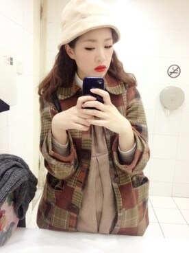 「STYLENANDA（スタイルナンダ）のナチュラル麻バケットハット（帽子、ベージュ系）」を使った、JENNIFERさん（レディース）の夏コーディネート