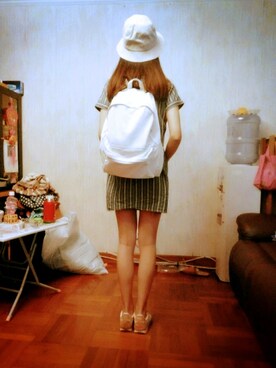 「STYLENANDA（スタイルナンダ）のアイテム（スカート、グリーン系）」を使った、JENNIFERさん（レディース）の夏コーディネート