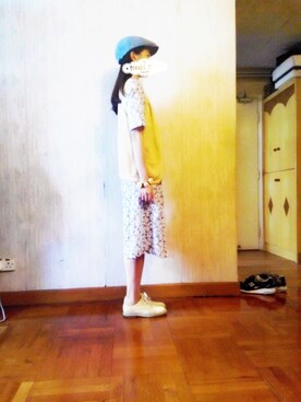 「STYLENANDA（スタイルナンダ）のナチュラル麻バケットハット（帽子、ベージュ系）」を使った、JENNIFERさん（レディース）の秋コーディネート