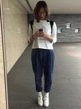 「NaRu（ナル）のアイテム（Tシャツ/カットソー、ホワイト系）」を使った、REIKAさん（レディース・168cm）の秋コーディネート