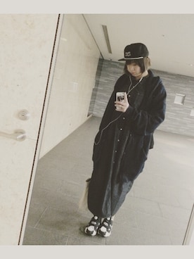 「Reebok（リーボック）のアイテム（スニーカー、ブラック系）」を使った、REIKAさん（レディース・168cm）の秋コーディネート