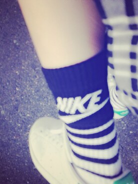 「NIKE（ナイキ）のアイテム（ソックス/靴下、ブラック系）」を使った、♡K̸a̸n̸a̸♡☻さん（レディース・163cm）の秋コーディネート