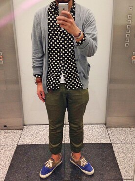 「soe shirts（ソーイシャツ）のアイテム（トップス）」を使った、hatlogyさん（メンズ・182cm）の春コーディネート