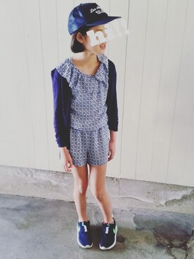 「H&M（エイチ・アンド・エム）のアイテム（つなぎ/オールインワン）」を使った、Y&R..さん（キッズ・132cm）の春コーディネート