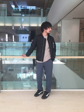 「URBAN RESEARCH（アーバンリサーチ）のアイテム（MA-1）」を使った、moriyamaさん（メンズ・172cm）の秋コーディネート