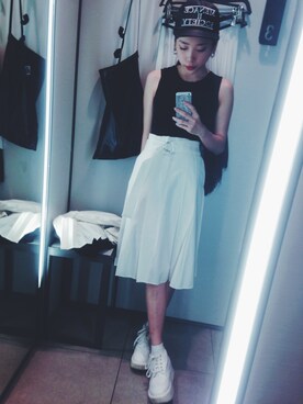 「ZARA（ザラ）のアイテム（スカート、ホワイト系）」を使った、Chelsea Liu さん（レディース・163cm）の夏コーディネート