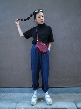 「Reborn.Cのアイテム（Tシャツ/カットソー、ブラック系）」を使った、Chelsea Liu さん（レディース・163cm）の春コーディネート